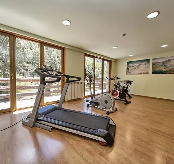 Sala de gimnasio renovada